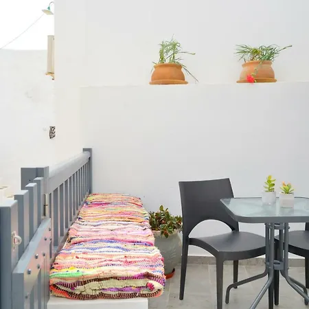 Christina's Luxury * Plaka (Milos)