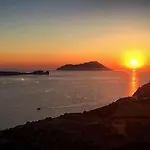 Christina's Luxury Ferienhaus Plaka (Milos)