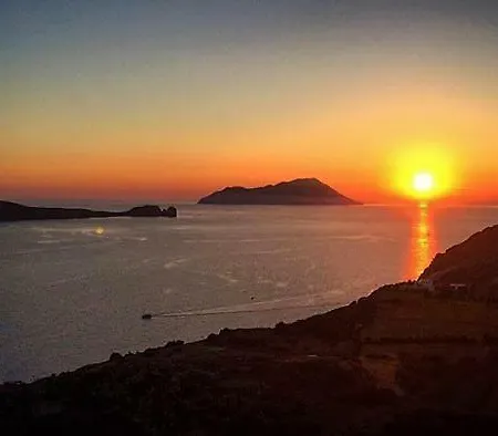 Christina's Luxury Holiday home Plaka (Milos)