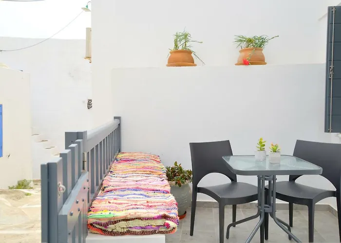 Christina's Luxury * Plaka (Milos)